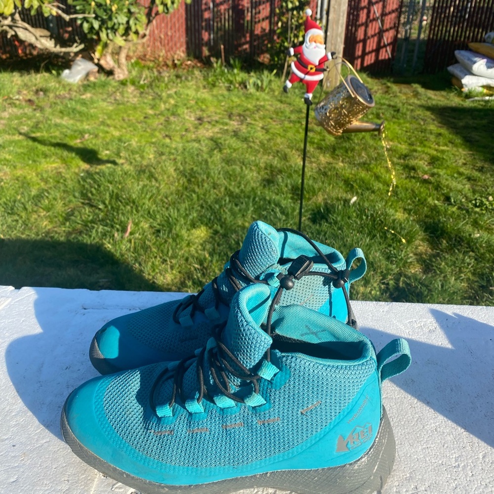 REI Youth Flash Girl Turquoise Big Kids Youth Waterproof Hiking Boots Size 3Y